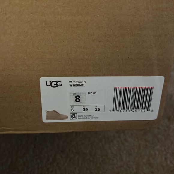 Ugg neumel - Picture 3 of 5